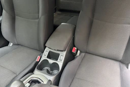 punainen Nissan Qashqai 2017 kuva 22.