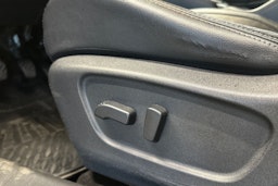 harmaa Nissan Qashqai 2016 kuva 18.