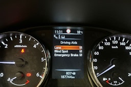 harmaa Nissan Qashqai 2016 kuva 27.