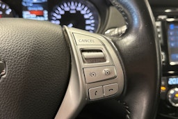 harmaa Nissan Qashqai 2016 kuva 29.