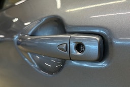 harmaa Nissan Qashqai 2016 kuva 32.