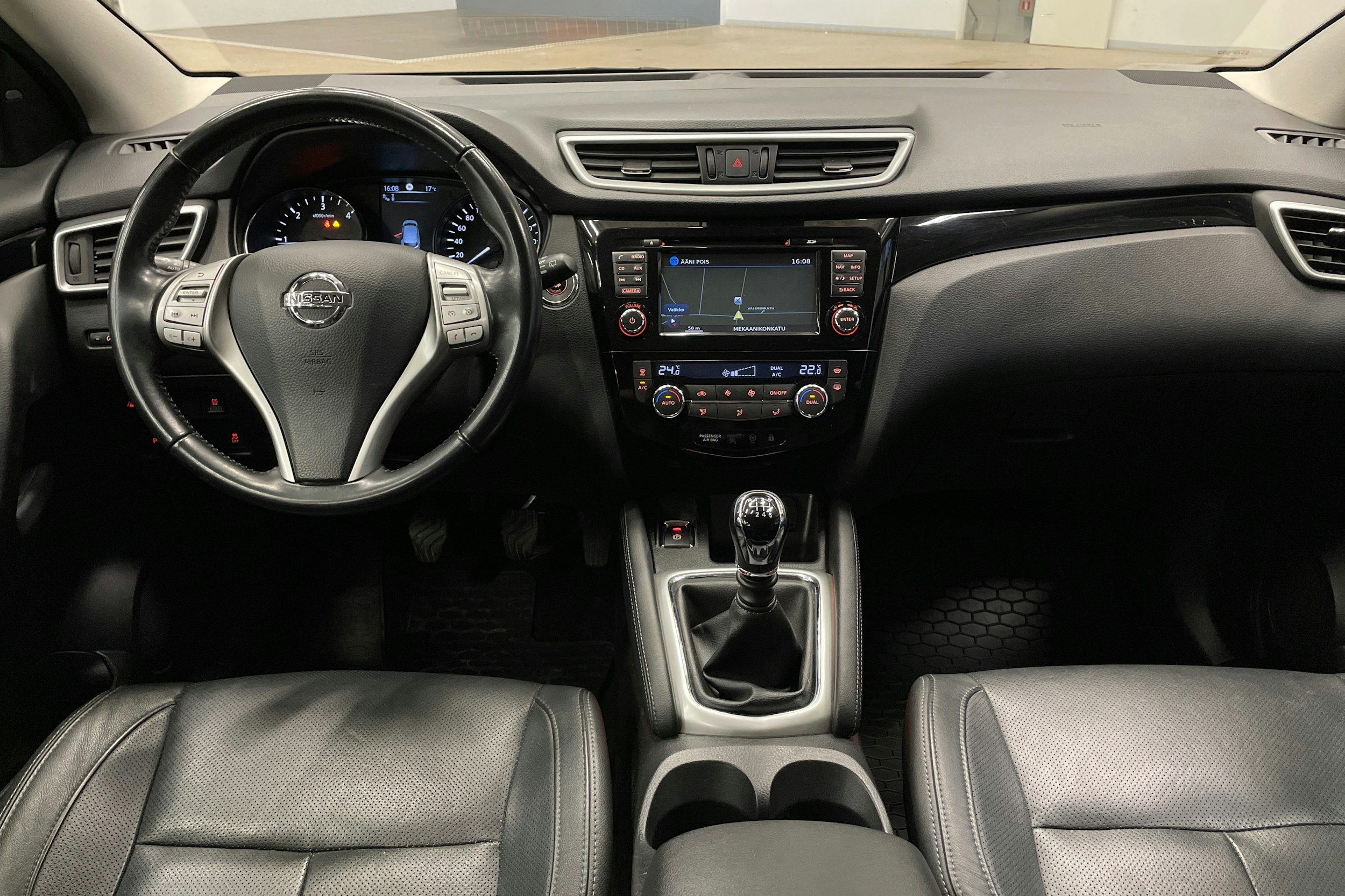 ruskea (beige) Nissan Qashqai 2016 kuva 7.