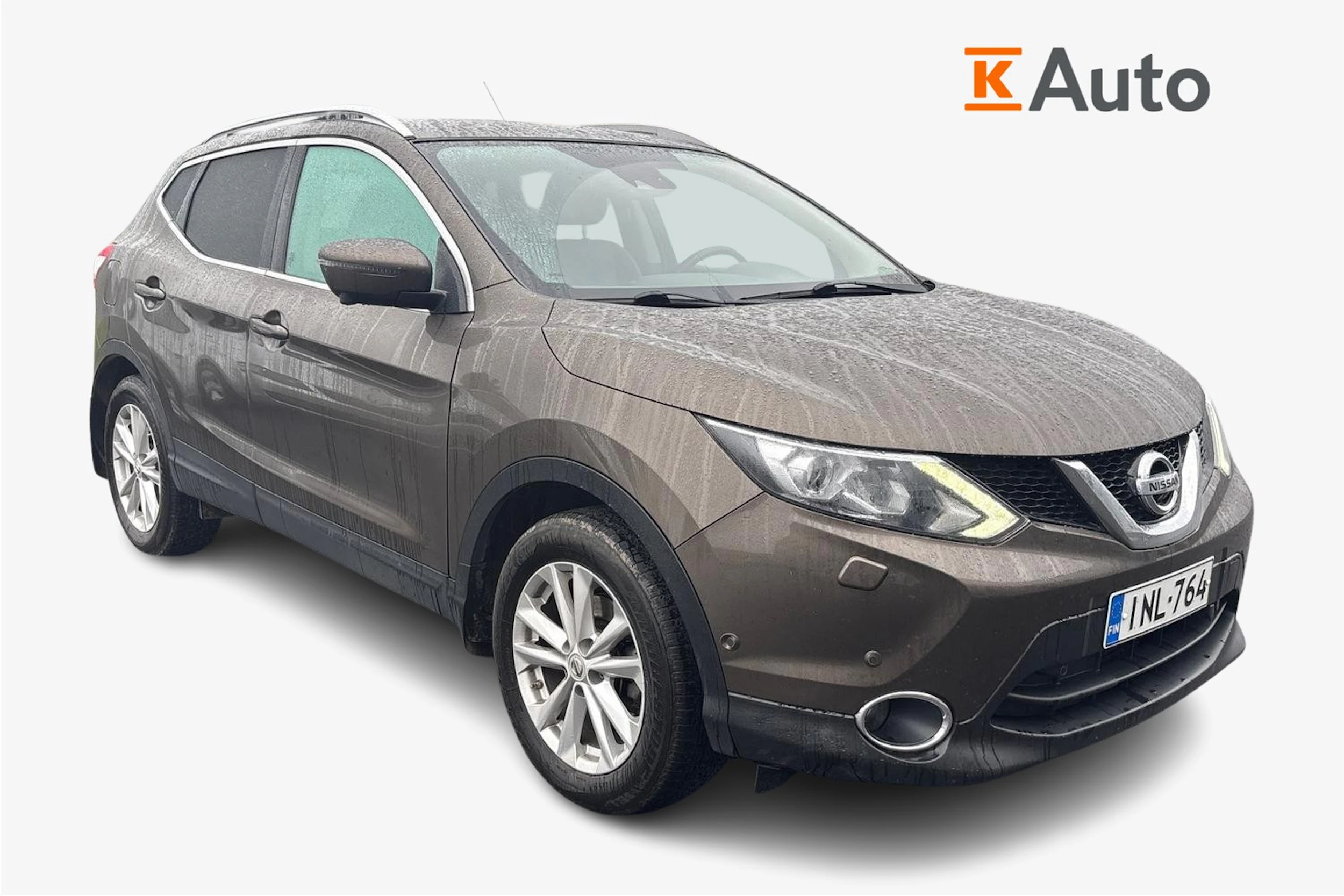 Ruskea (beige) Nissan Qashqai 2016 kuva 1.