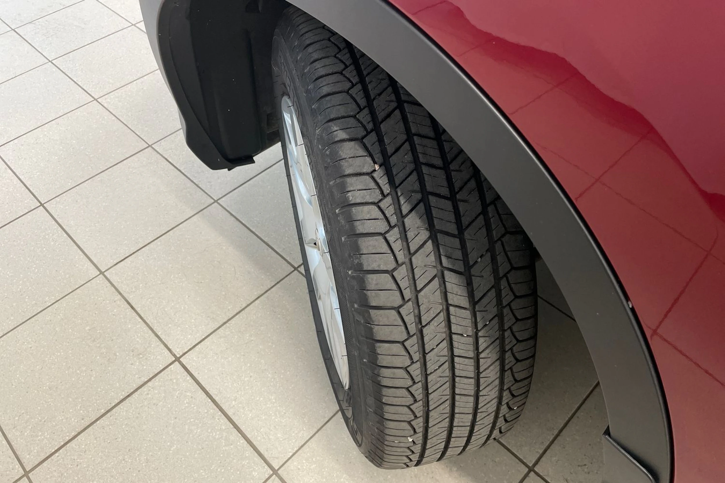 Punainen Nissan Qashqai 2016 kuva 10.