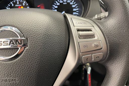 Punainen Nissan Qashqai 2016 kuva 12.