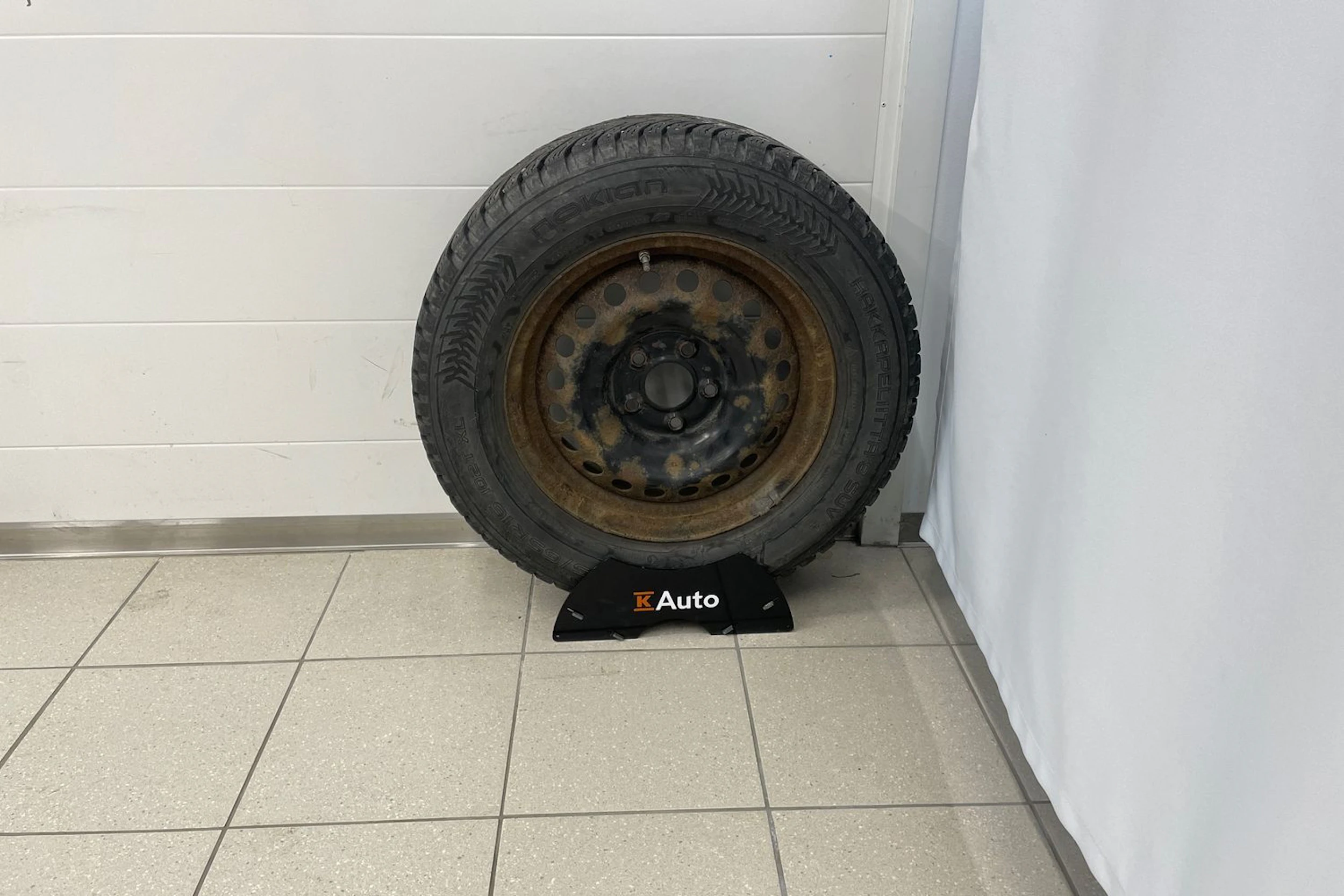 Punainen Nissan Qashqai 2016 kuva 17.