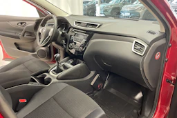 Punainen Nissan Qashqai 2016 kuva 19.