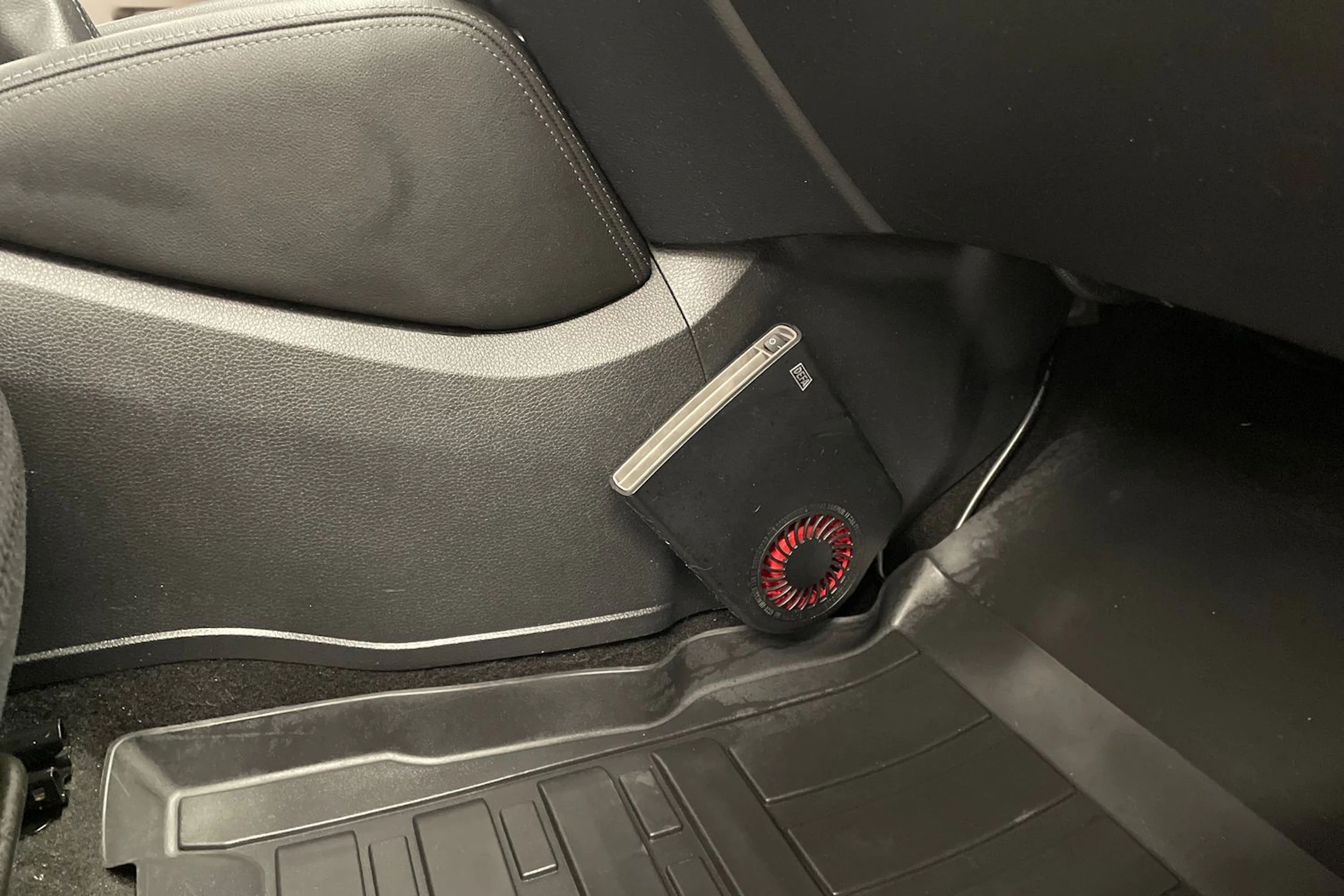 Punainen Nissan Qashqai 2016 kuva 21.