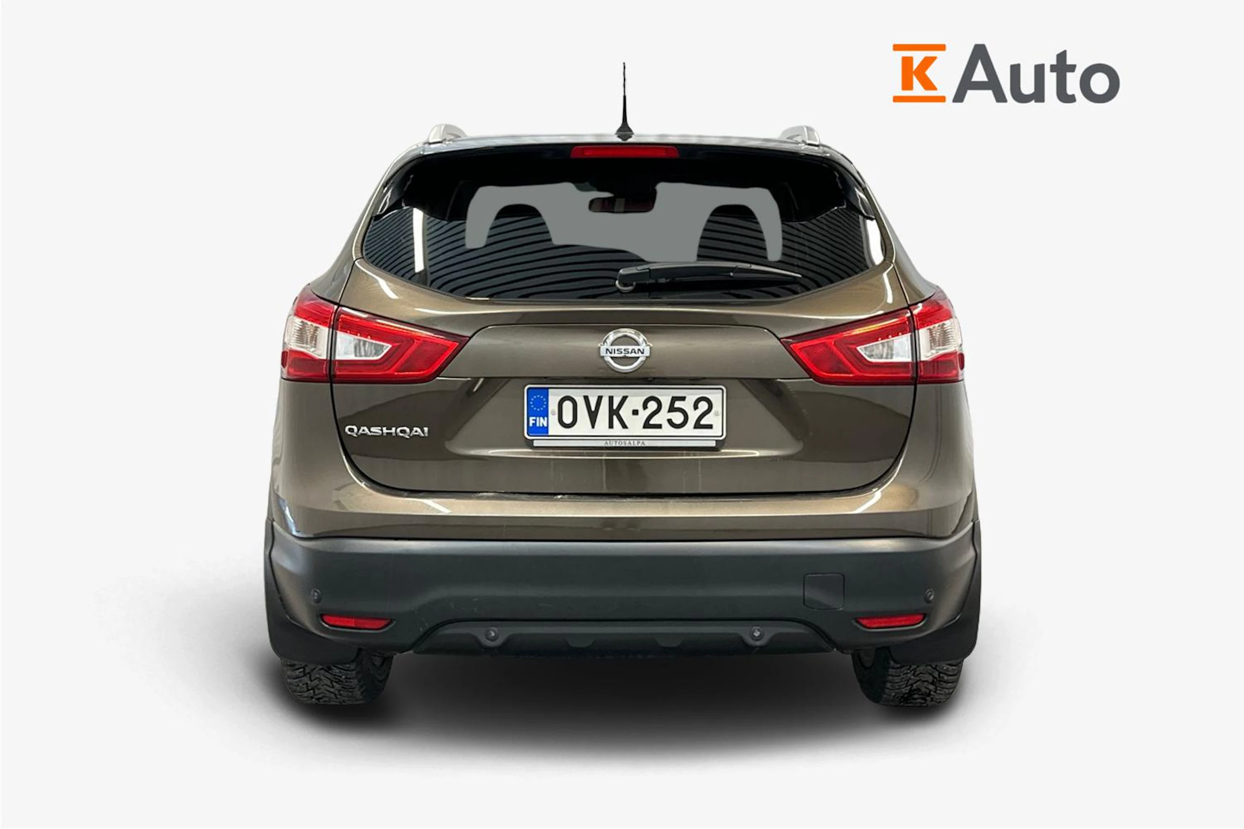 Ruskea (beige) Nissan Qashqai 2016 kuva 3.