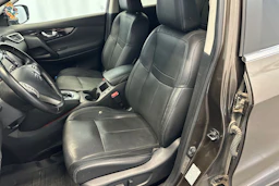 Ruskea (beige) Nissan Qashqai 2016 kuva 11.