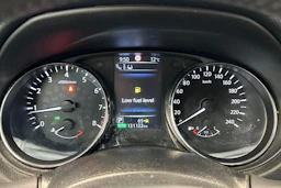 Ruskea (beige) Nissan Qashqai 2016 kuva 15.