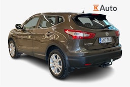 Ruskea (beige) Nissan Qashqai 2016 kuva 2.