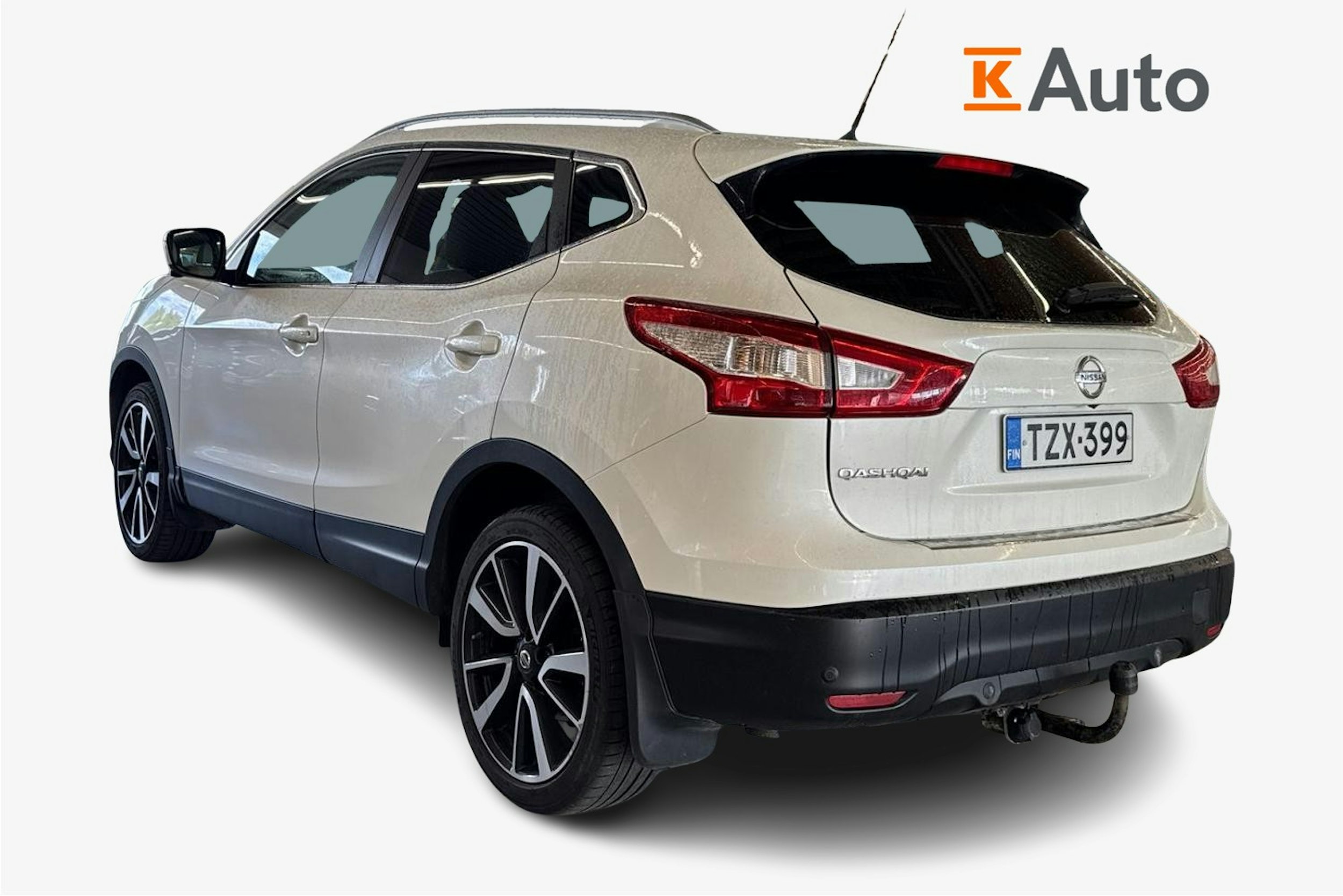 valkoinen Nissan Qashqai 2016 kuva 2.