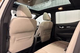 valkoinen Nissan Qashqai 2016 kuva 14.