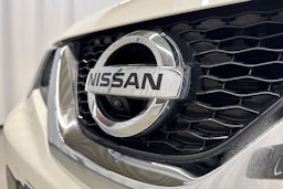valkoinen Nissan Qashqai 2016 kuva 19.
