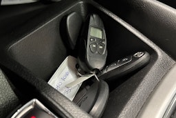 valkoinen Nissan Qashqai 2016 kuva 26.