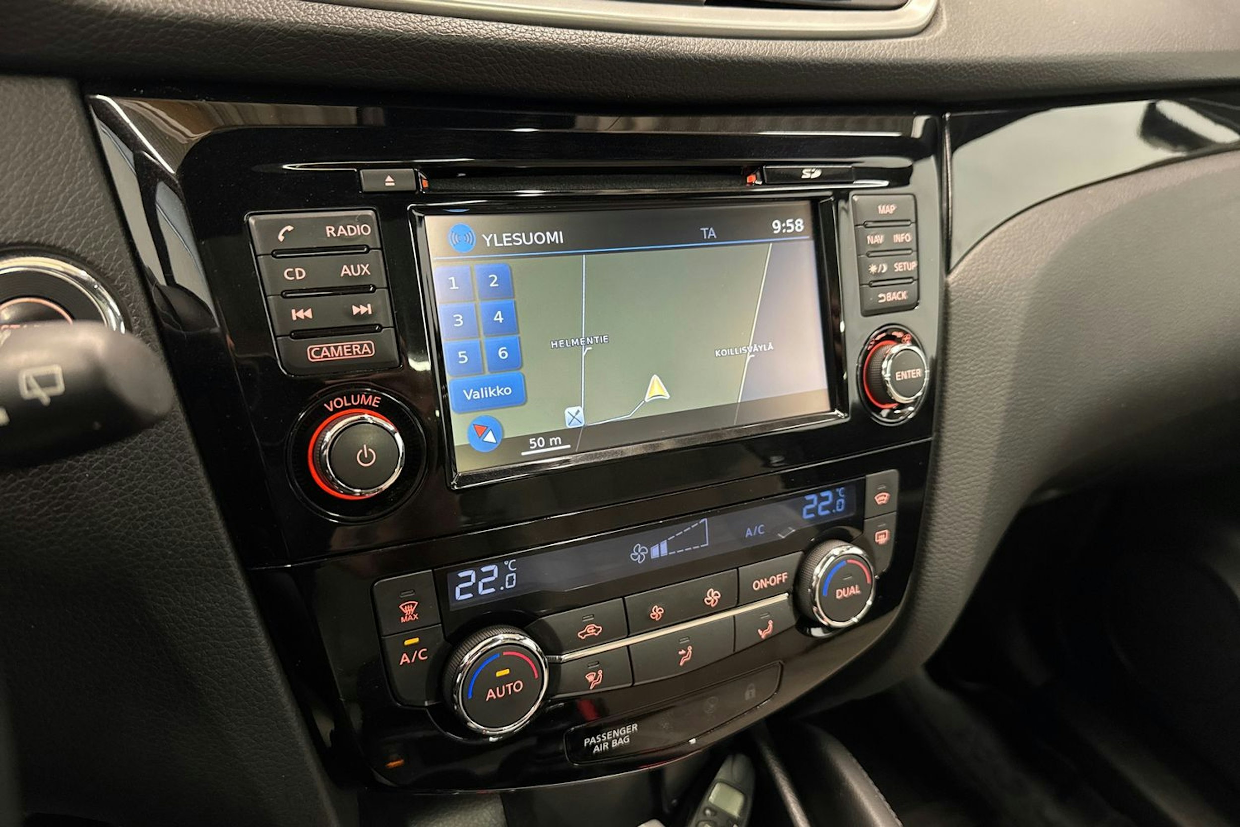 valkoinen Nissan Qashqai 2016 kuva 28.