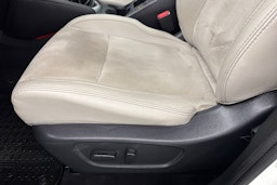 valkoinen Nissan Qashqai 2016 kuva 32.