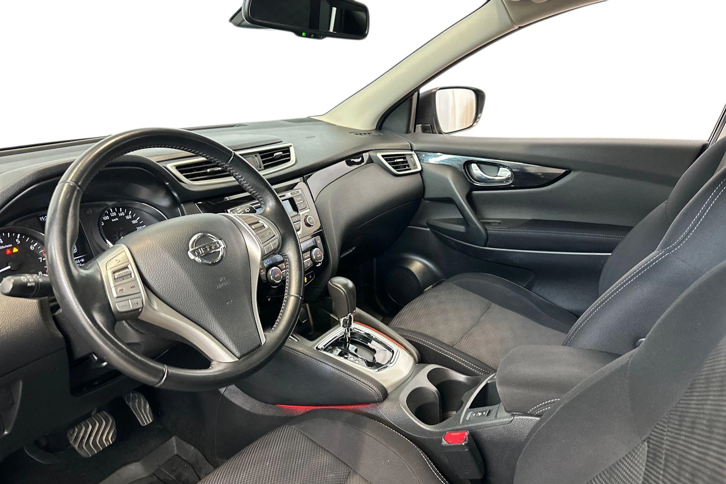 ruskea (beige) Nissan Qashqai 2016 kuva 6.