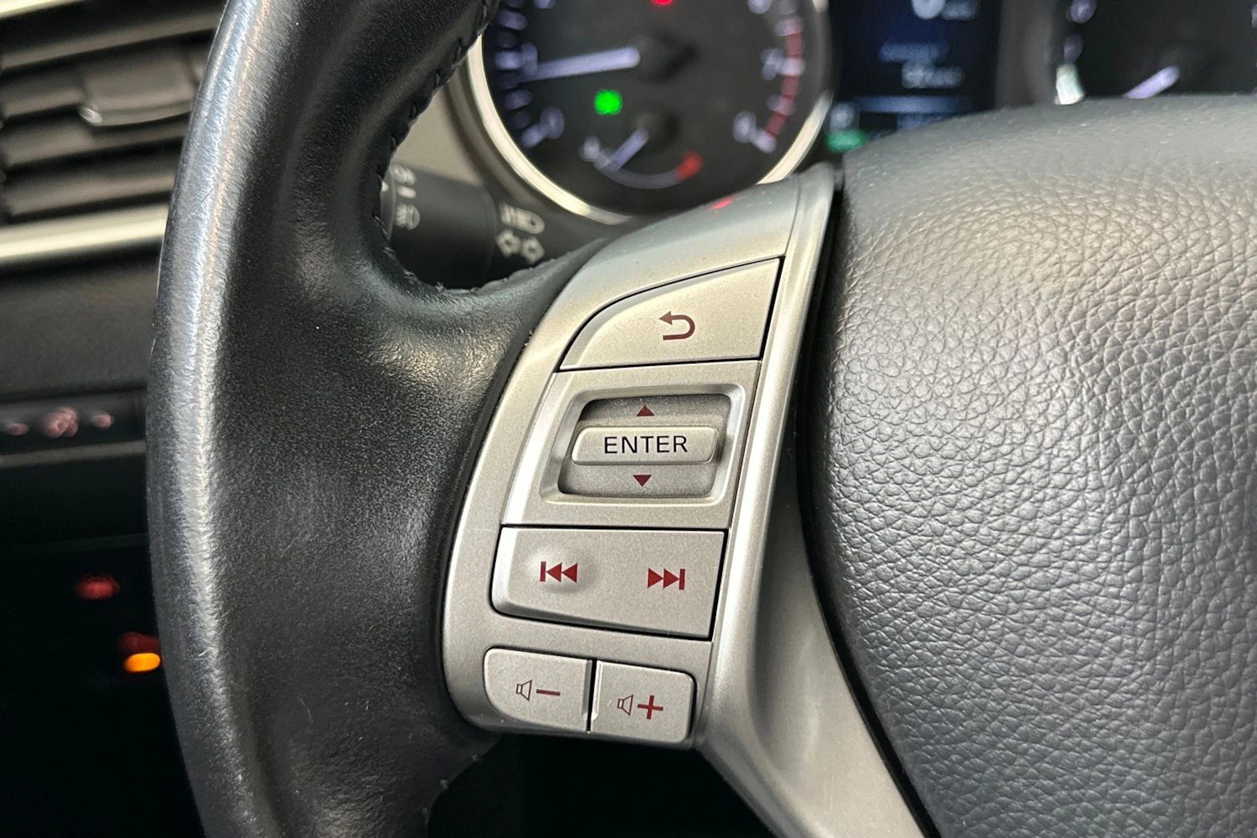 ruskea (beige) Nissan Qashqai 2016 kuva 17.
