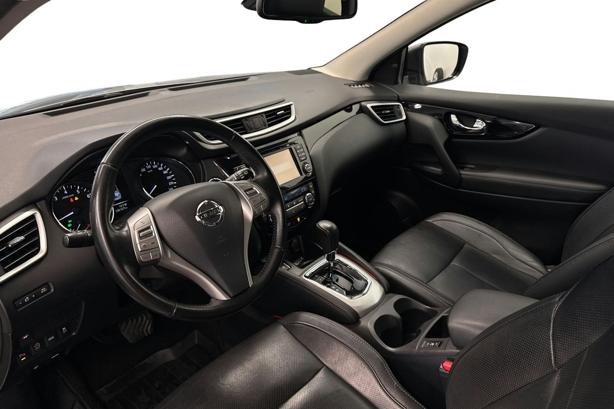 hopea Nissan Qashqai 2016 kuva 7.