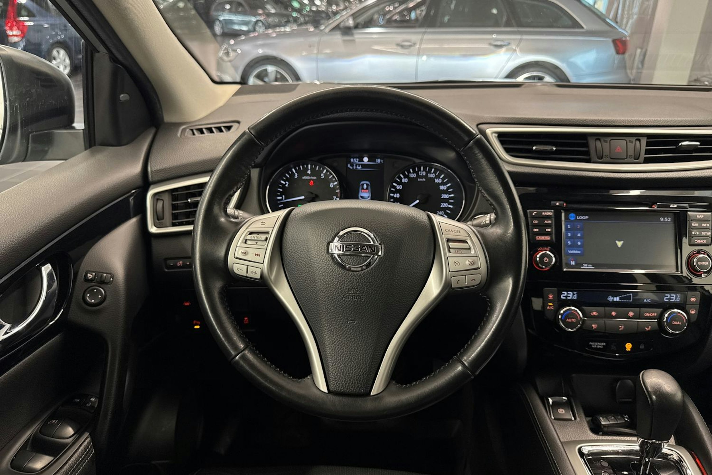 hopea Nissan Qashqai 2016 kuva 17.