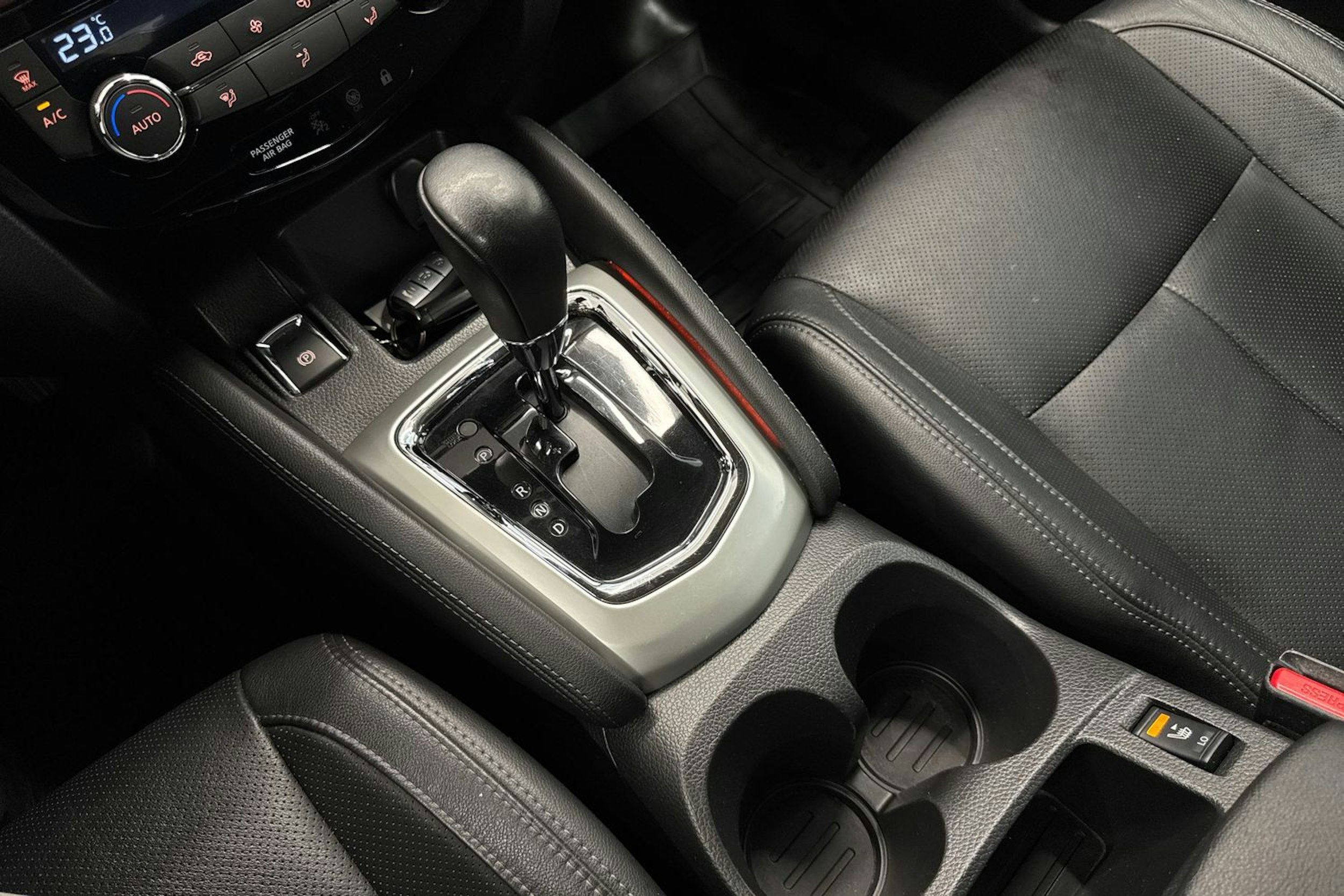 hopea Nissan Qashqai 2016 kuva 25.