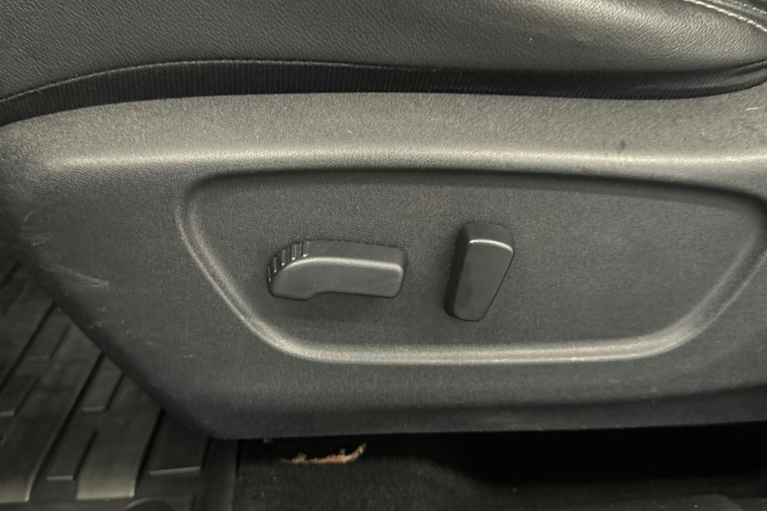 hopea Nissan Qashqai 2016 kuva 33.