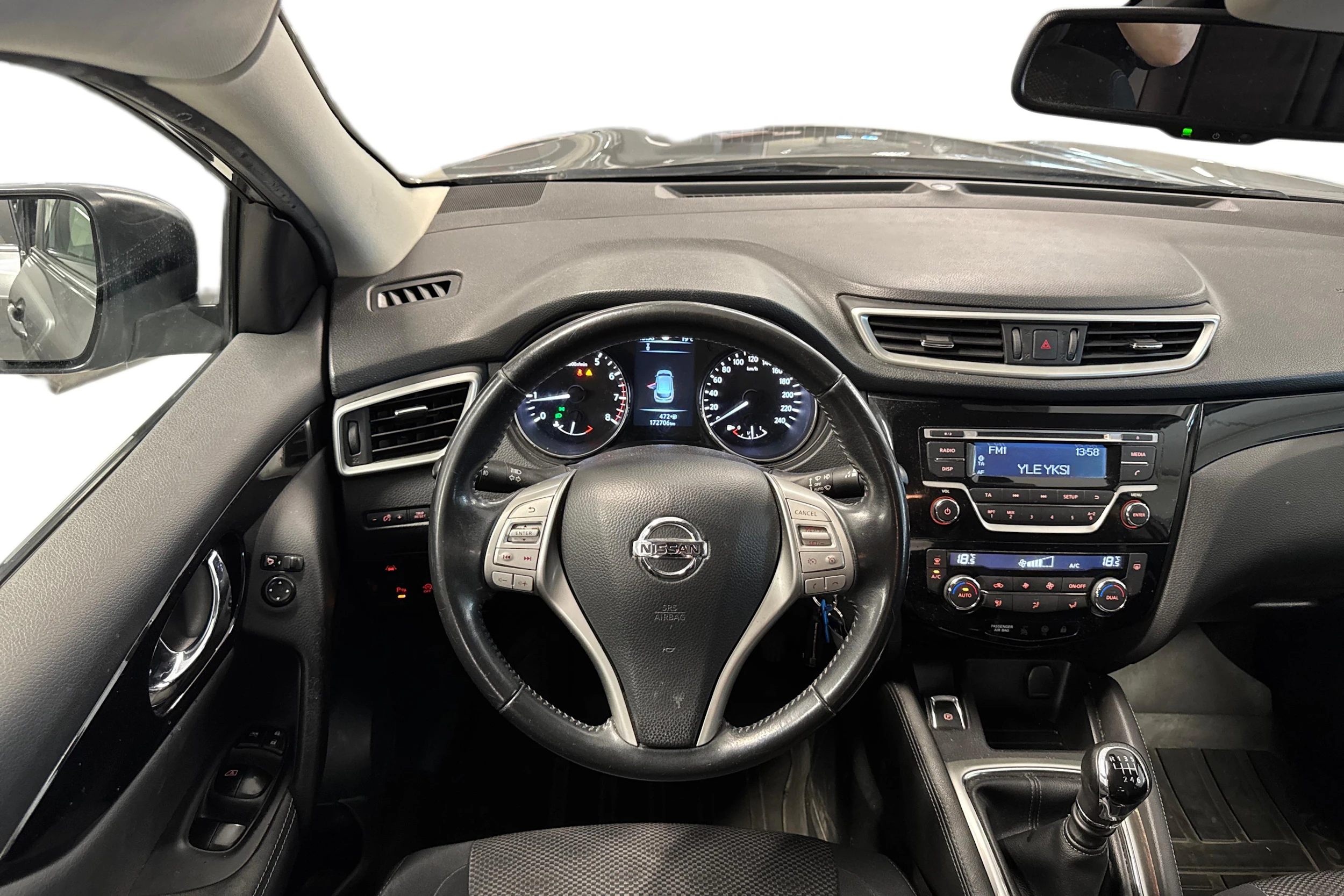 harmaa Nissan Qashqai 2016 kuva 3.