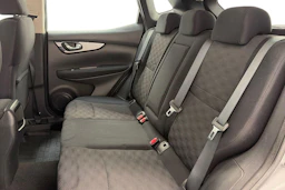 harmaa Nissan Qashqai 2016 kuva 8.