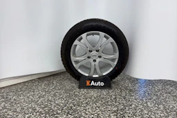 harmaa Nissan Qashqai 2016 kuva 10.