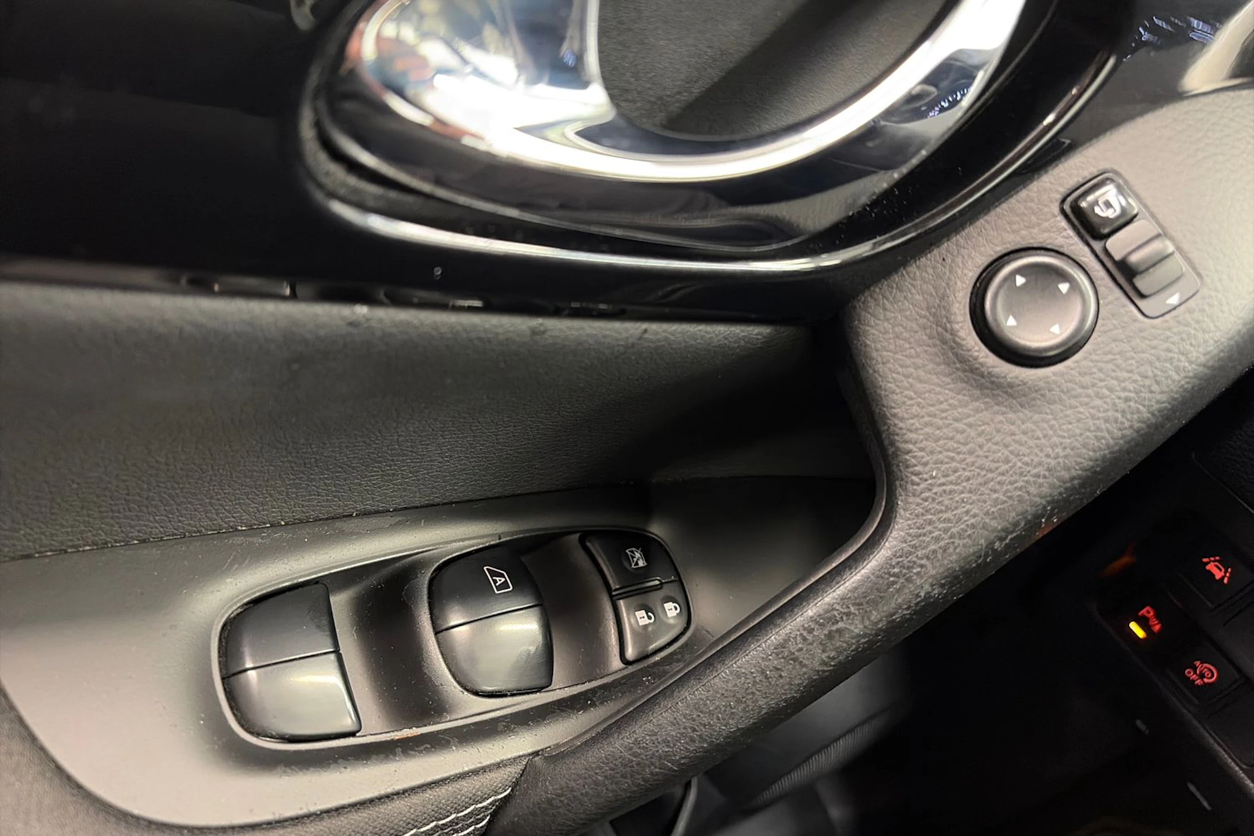 harmaa Nissan Qashqai 2016 kuva 20.