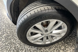valkoinen Nissan Qashqai 2016 kuva 10.