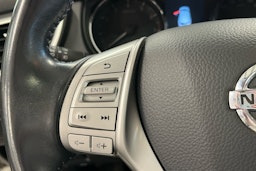 valkoinen Nissan Qashqai 2016 kuva 11.