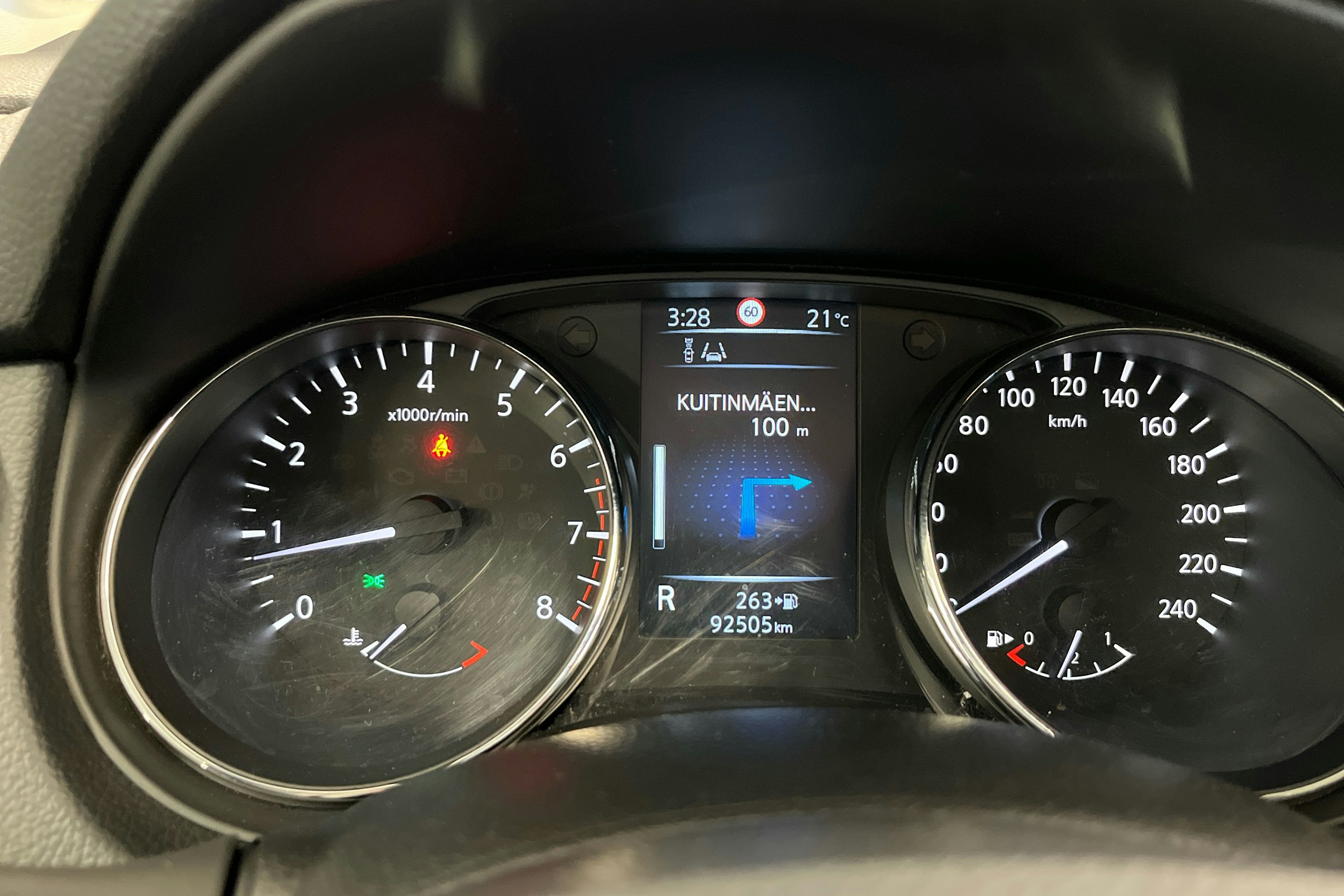 valkoinen Nissan Qashqai 2016 kuva 16.