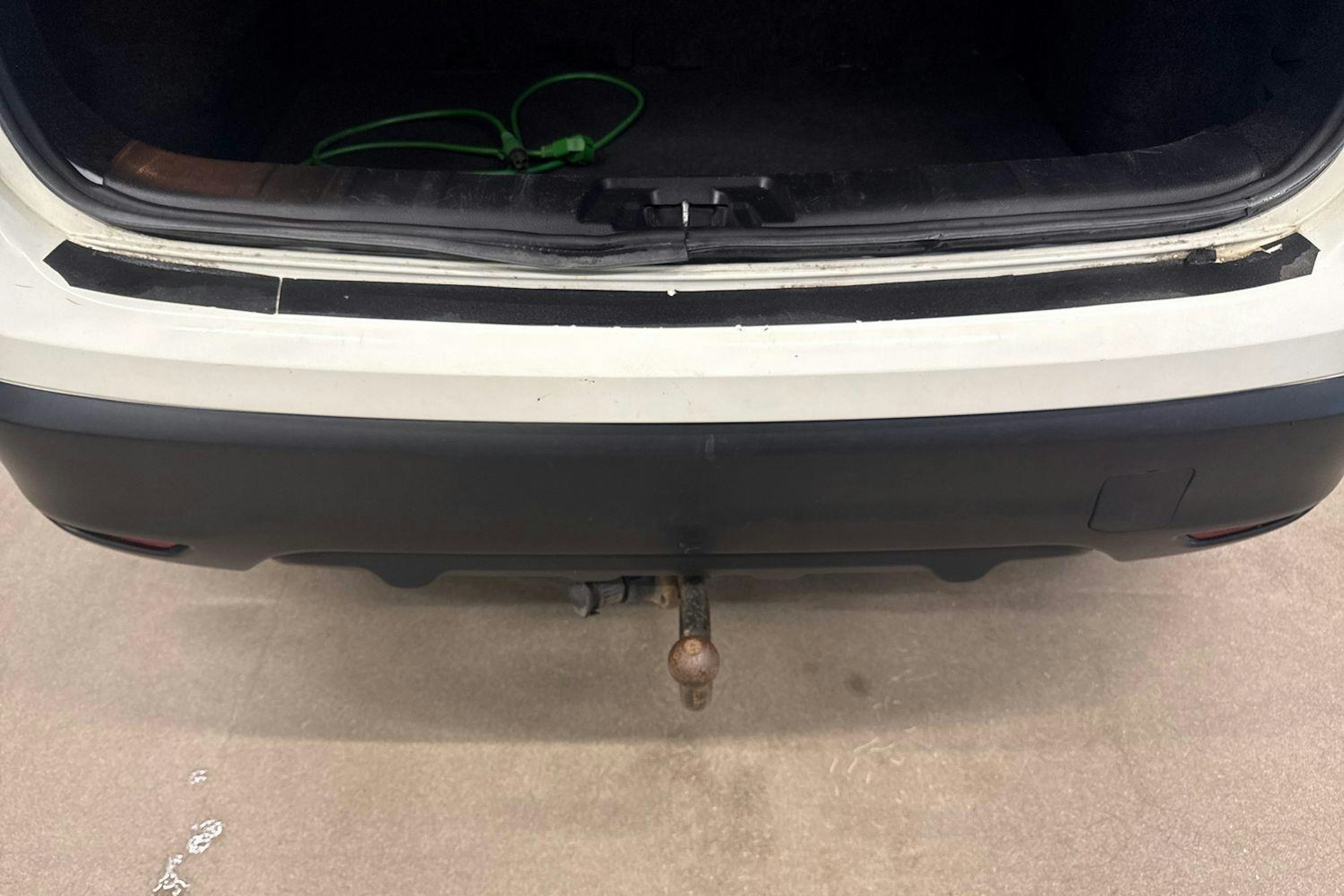 valkoinen Nissan Qashqai 2016 kuva 13.