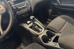 valkoinen Nissan Qashqai 2016 kuva 16.