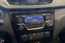 valkoinen Nissan Qashqai 2016 kuva 18.