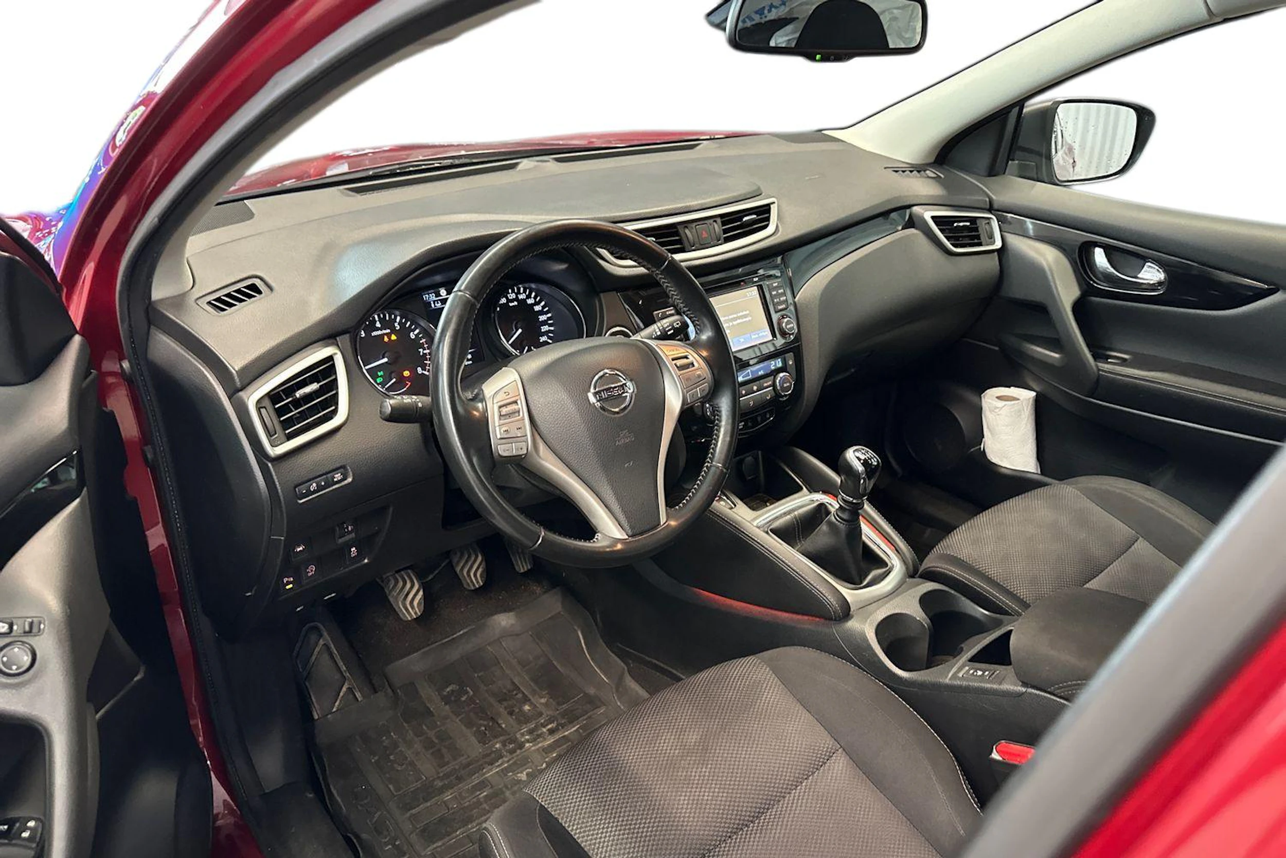 Punainen Nissan Qashqai 2017 kuva 3.