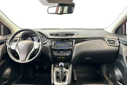 Punainen Nissan Qashqai 2017 kuva 9.