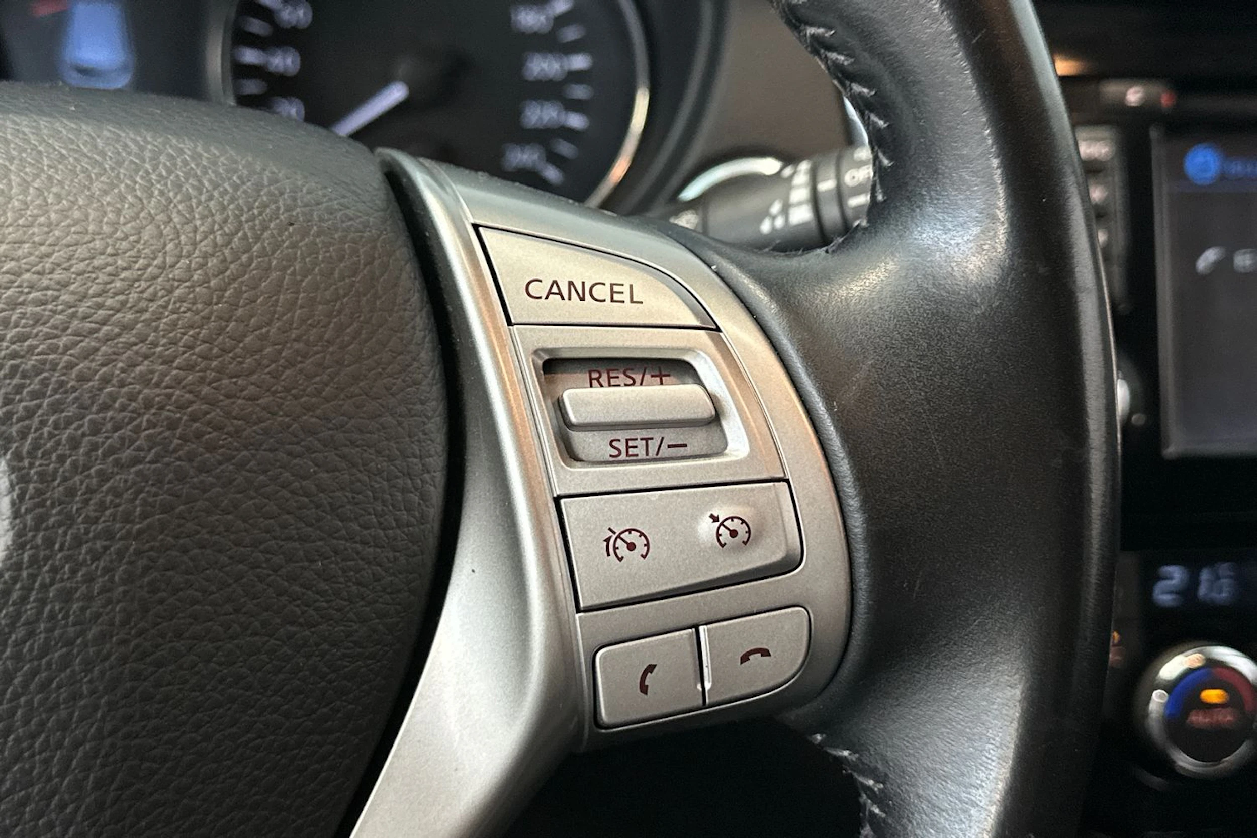 Punainen Nissan Qashqai 2017 kuva 17.