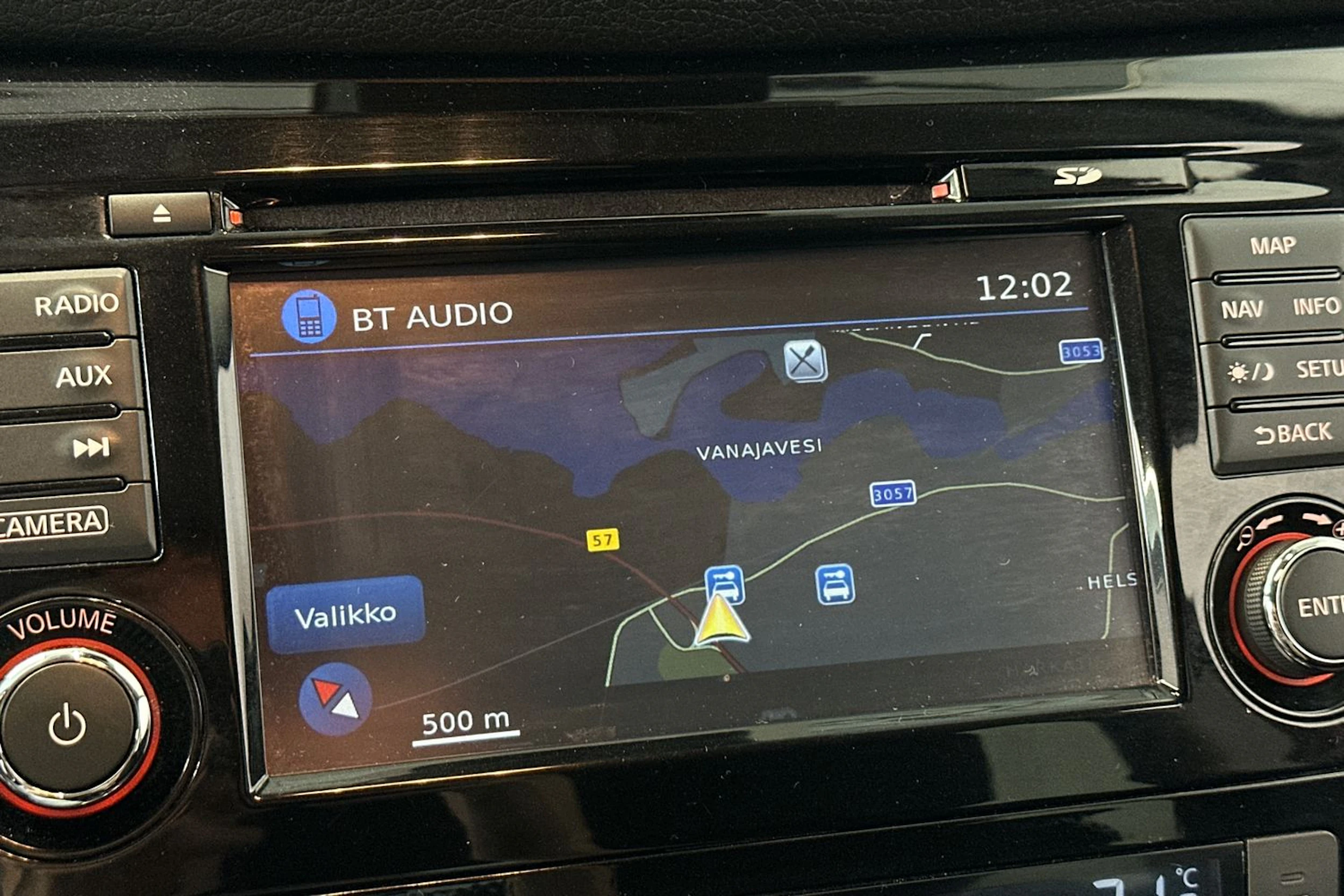 Punainen Nissan Qashqai 2017 kuva 22.