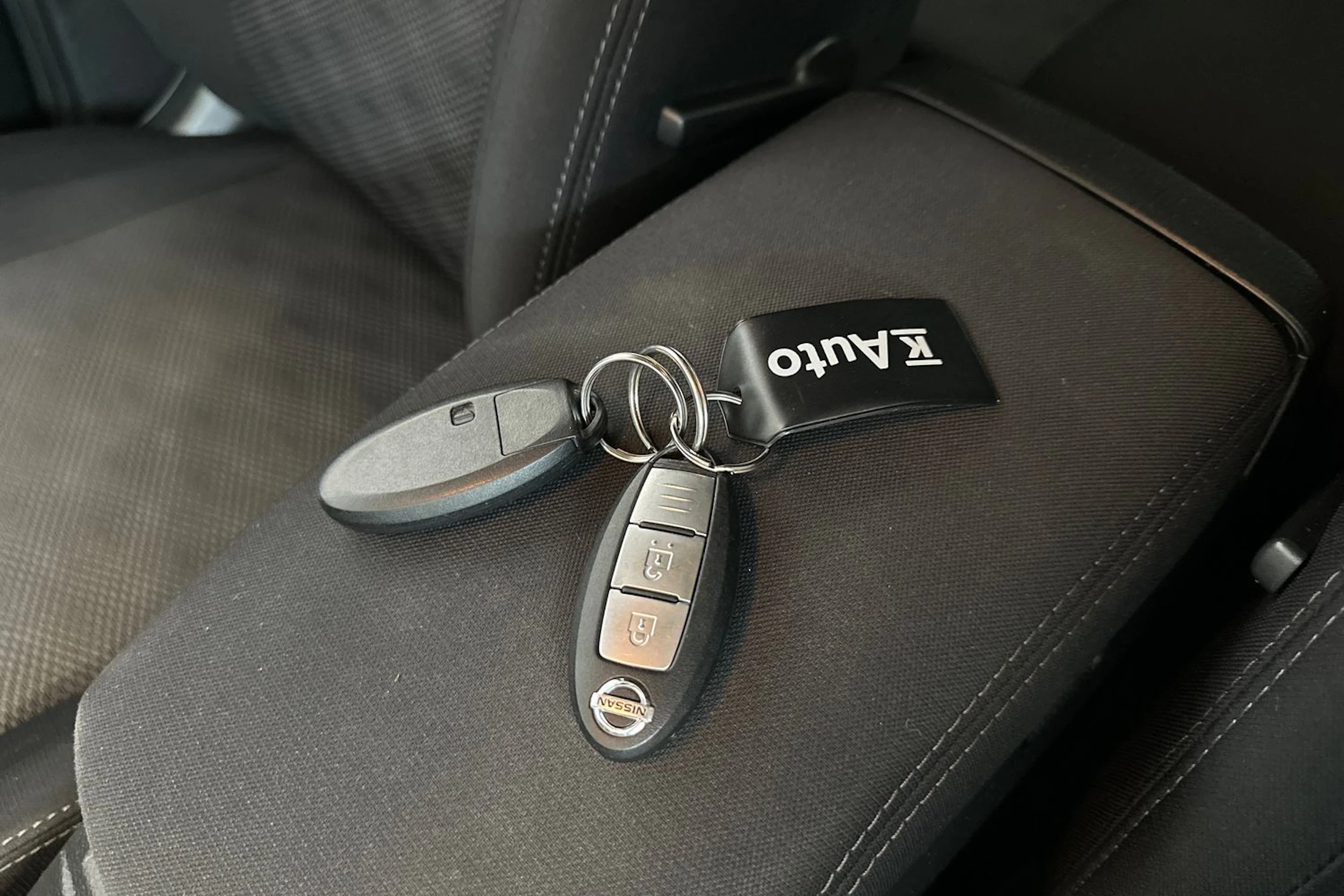 Punainen Nissan Qashqai 2017 kuva 28.