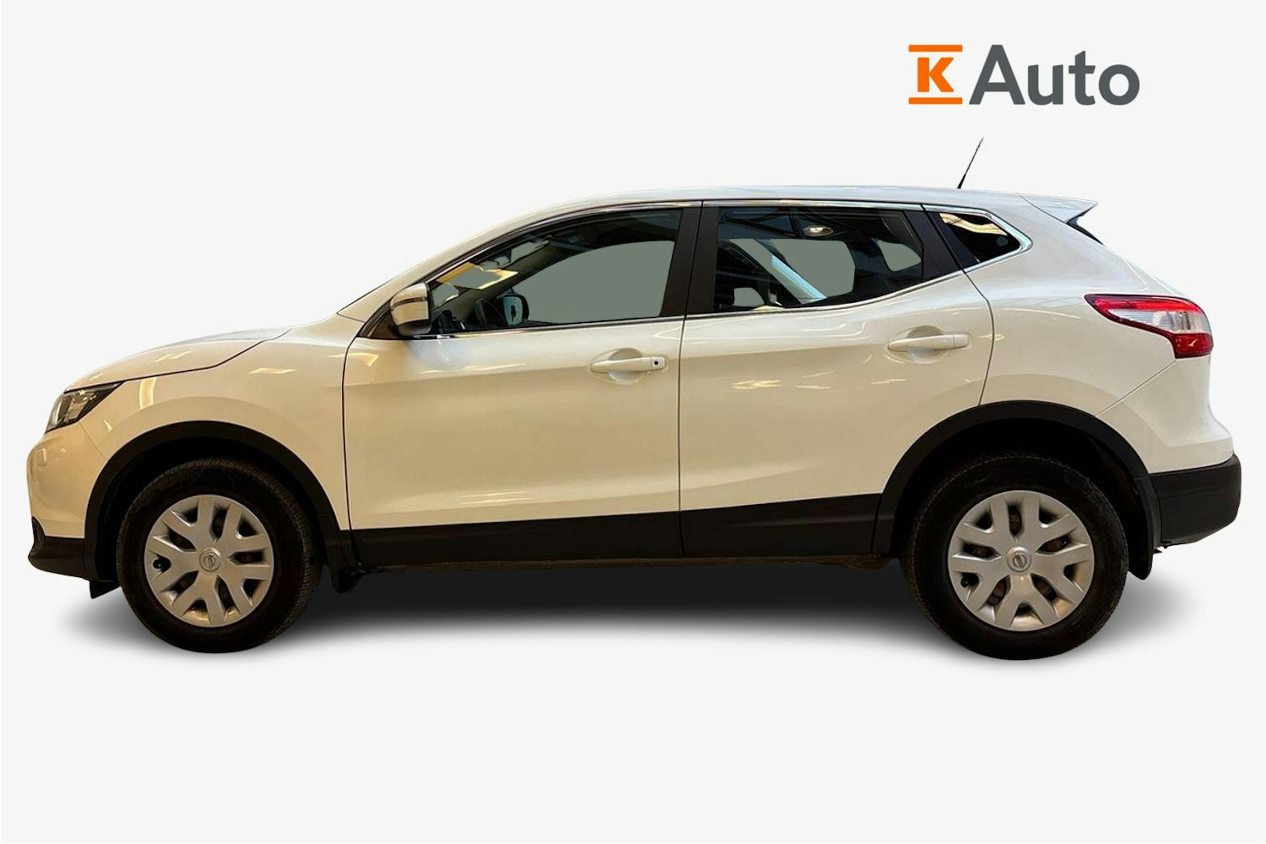 valkoinen Nissan Qashqai 2017 kuva 6.