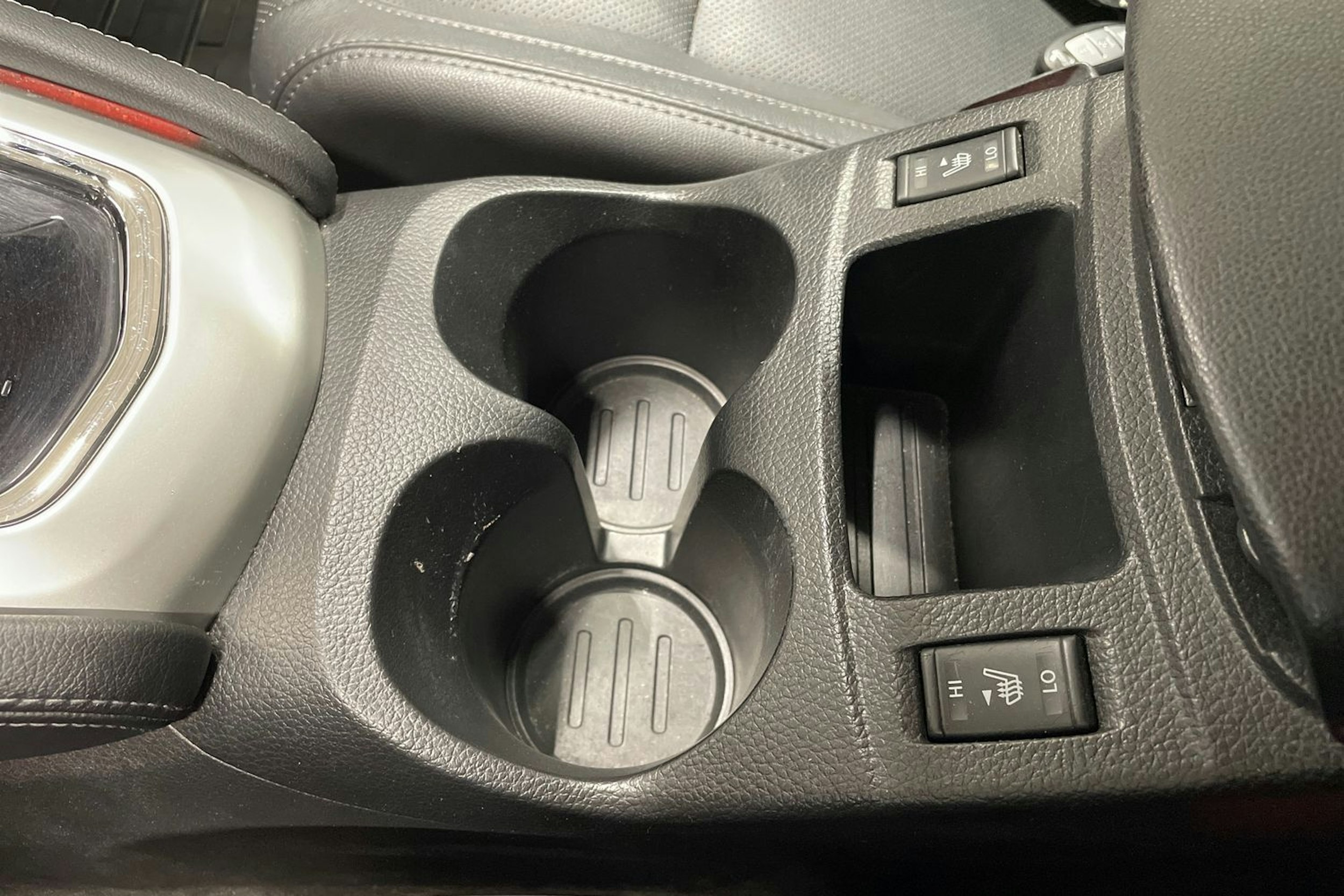 harmaa Nissan Qashqai 2017 kuva 20.