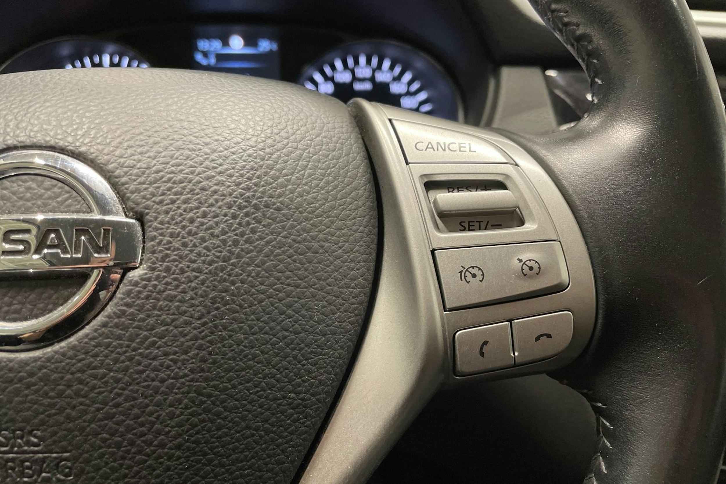 harmaa Nissan Qashqai 2017 kuva 25.