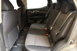harmaa Nissan Qashqai 2017 kuva 11.
