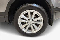 harmaa Nissan Qashqai 2017 kuva 12.