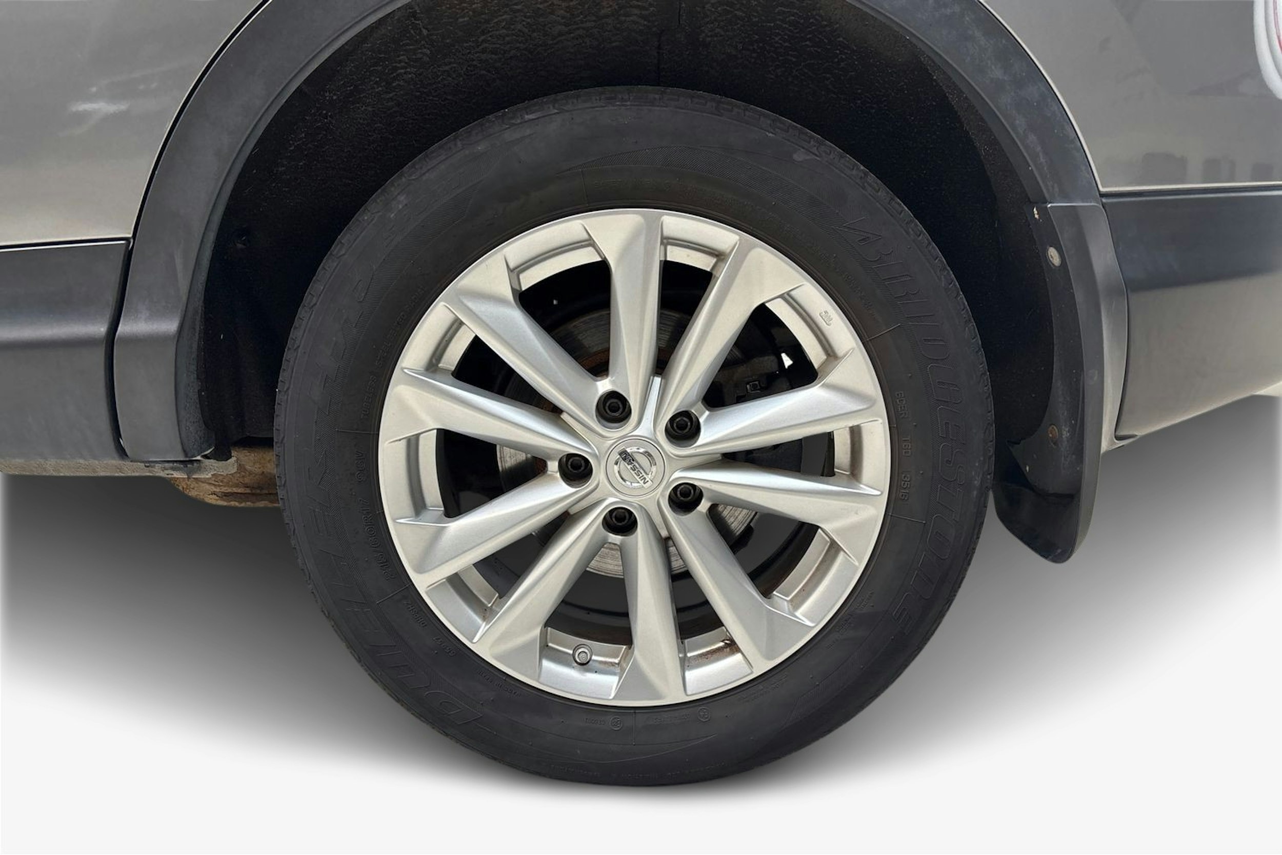 harmaa Nissan Qashqai 2017 kuva 11.