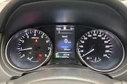 harmaa Nissan Qashqai 2017 kuva 18.